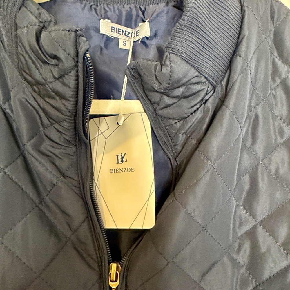 HALF PRICE NWT Women's PUFFER VEST Jacket Navy S Spring Layering